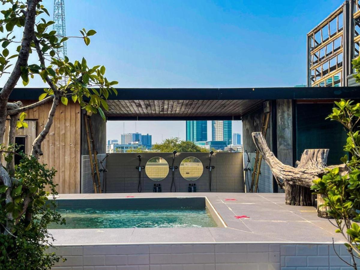 Blu Cabin Ari Stylish Gay Poshtel Bangkok Buitenkant foto