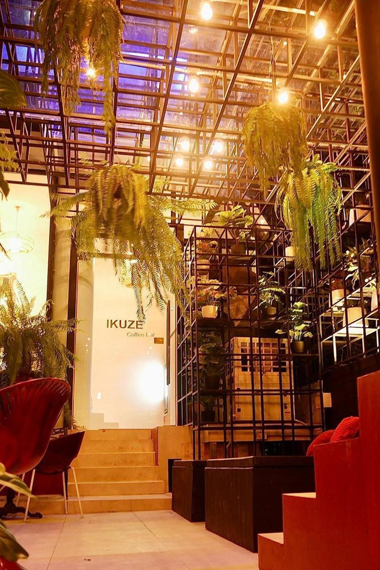 Blu Cabin Ari Stylish Gay Poshtel Bangkok Buitenkant foto