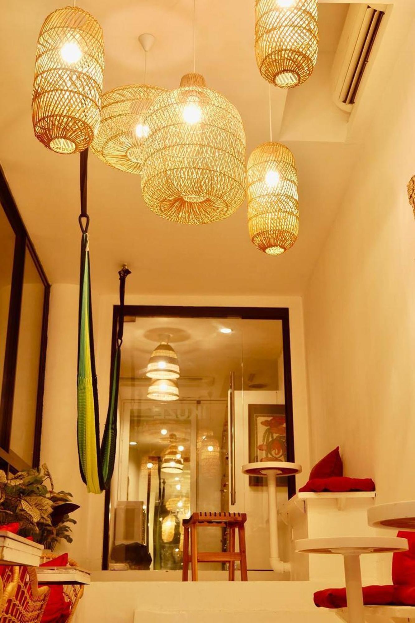 Blu Cabin Ari Stylish Gay Poshtel Bangkok Buitenkant foto